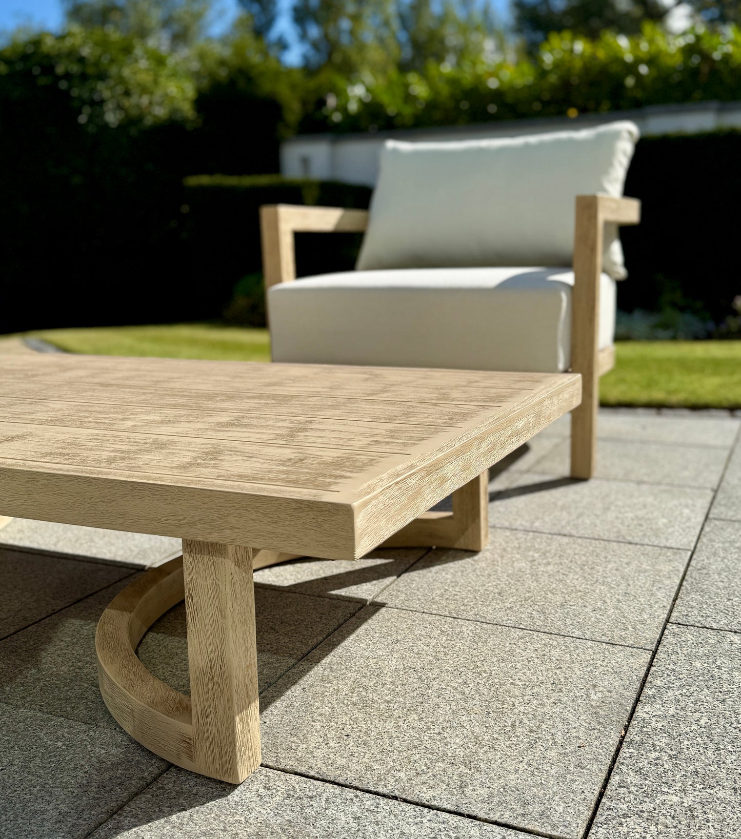 Hamilton Teak Coffee table edge and leg detail