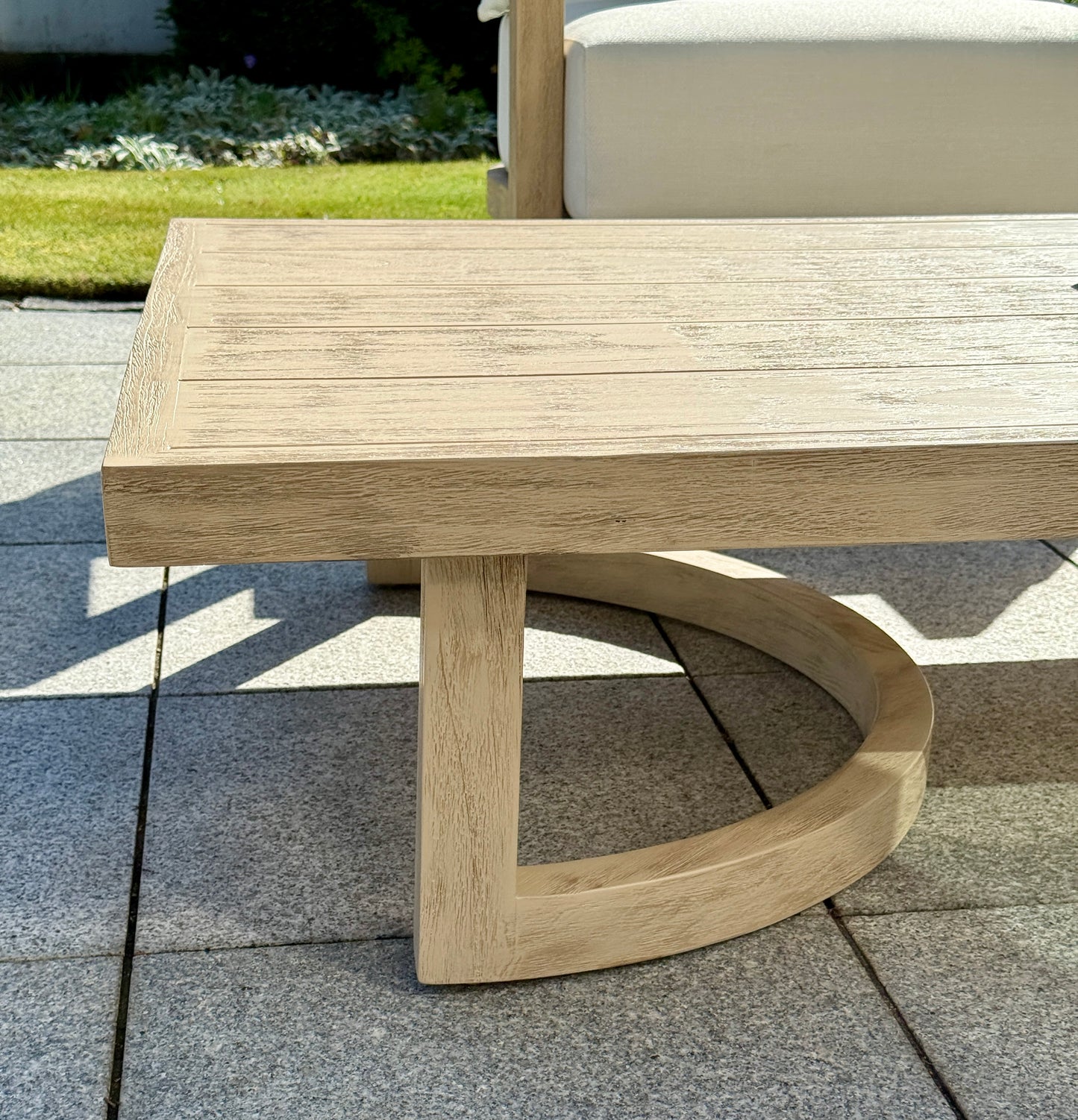 Coffee table leg and end detail for the Hamilton Teak lounge set